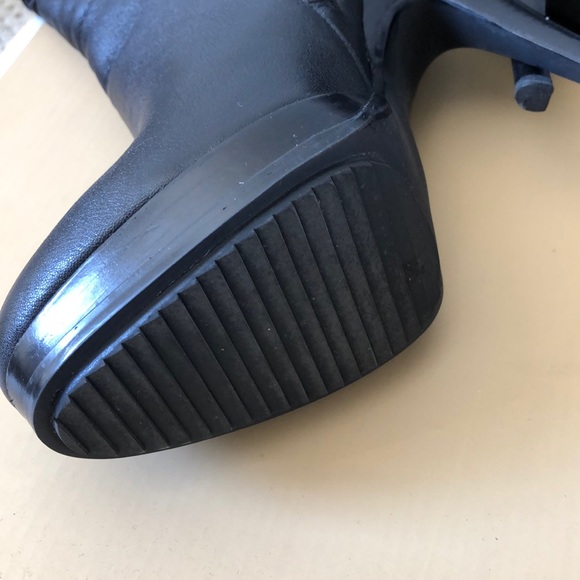 Michael Kors Webster Boot - Picture 6 of 8